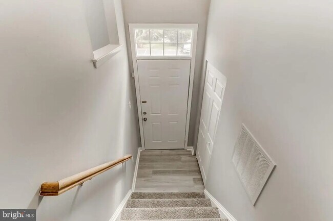 7206 Lost Spring Ct unit 7206 lost spring cou, Lanham, MD 20706 - photo 2