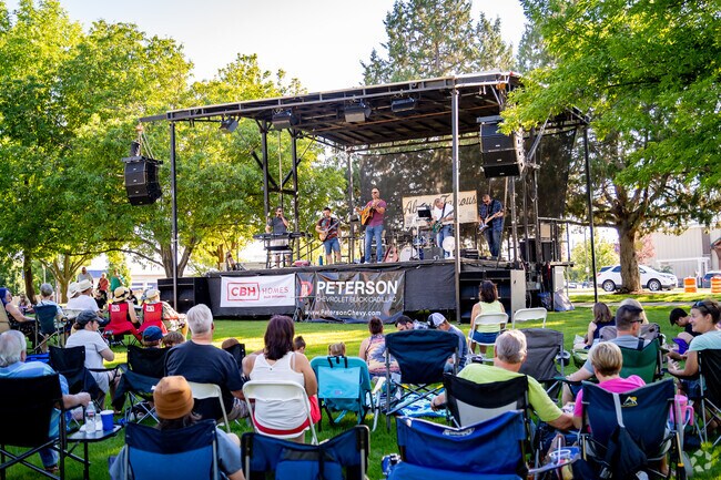Music in the park at Story Park 4