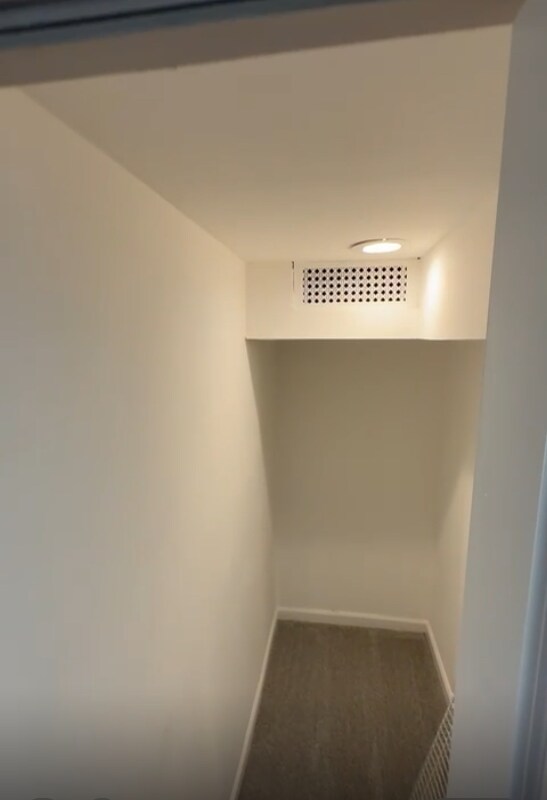 2100 Ashburton St unit B, Baltimore, MD 21216 - photo 7