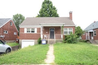 3569 Locust Ln, Cincinnati, OH 45238