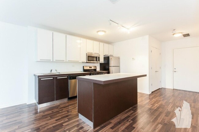 1544 W Glenlake Ave unit 3G, Chicago, IL 60660 - photo 3