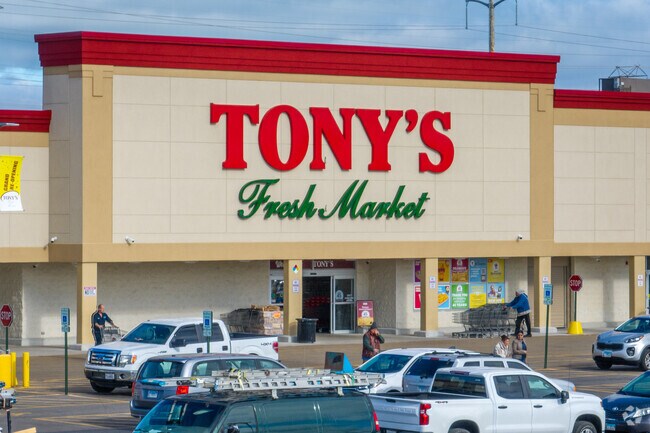 Tony Fresh Market provides Glenwood Heights with fresh produce and everyday items.