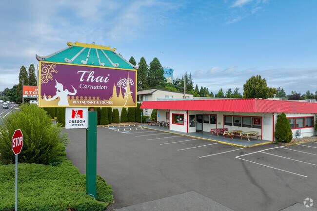 Thai Carnation on SE Stark St is the perfect place to get dinner in Gresham-Northeast.