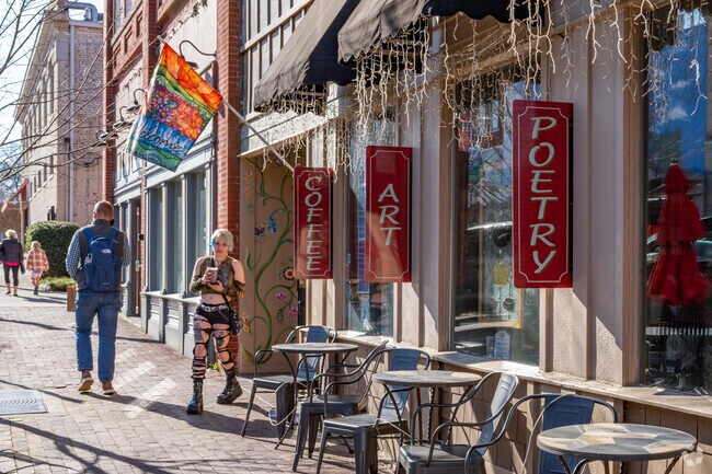 Downtown Hickory shops and restaurants close proximity increase the walkability of the area.