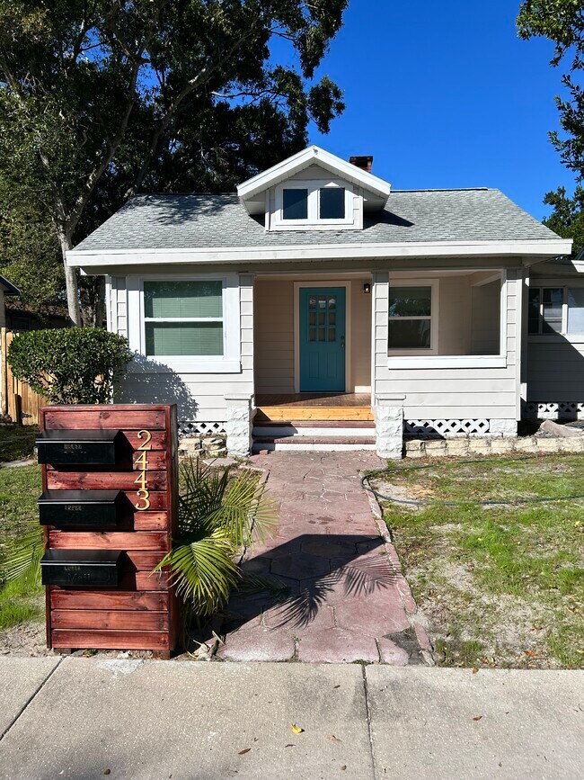 2443 4th Ave N unit House, Saint Petersburg, FL 33713 - photo 2