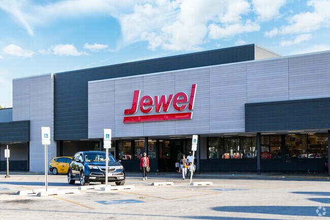 Residents of Stateway Gardens get all of their grocery needs at Jewel-Osco.