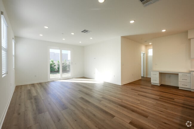 7823 Sorensen Ave unit 36693593, Whittier, CA 90606 - photo 4