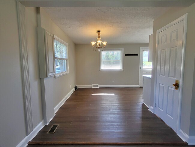 1429 Virginia Ave unit A, Severn, MD 21144 - photo 5