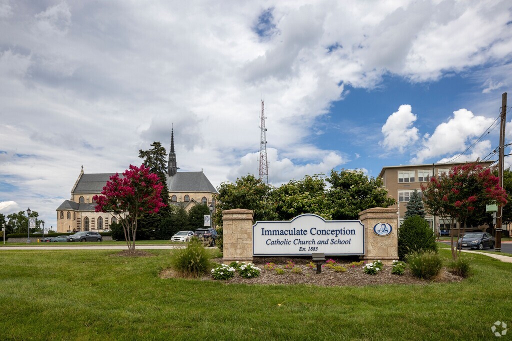 A wide/entry shot for Immaculate Conception School.