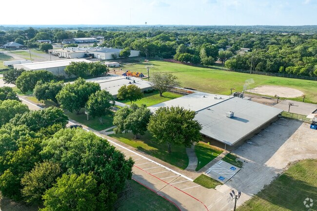 Students living in Keene, TX may attend Keene Adventist Elementary School.