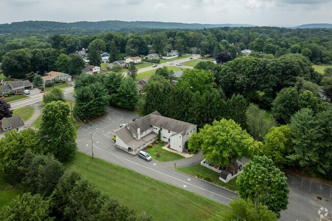Bookish kids love the learning environment at American Christian School, Roxbury Township, NJ.