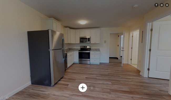 1 Sandwich Rd unit 4, Buzzards Bay, MA 02532 - photo 4