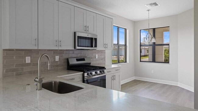 18340 Rockport Place, Lakewood Ranch, FL 34211 - photo 3