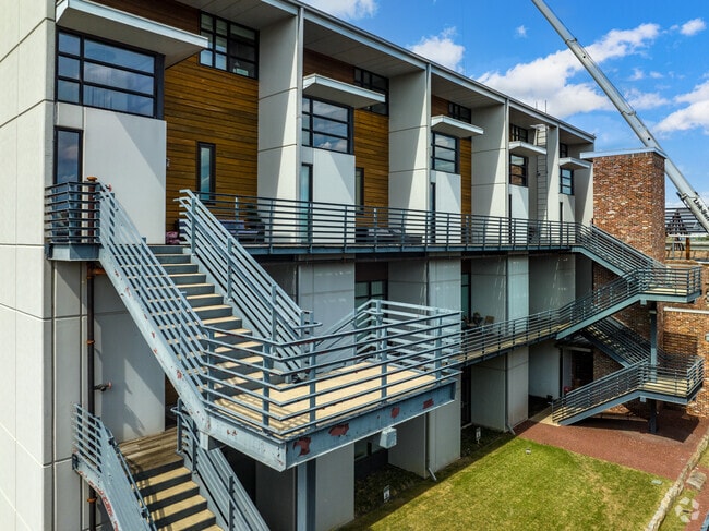 Southside Alabama has many condos to choose from and everything is located close to downtown.