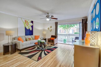3720 W Alabama St, Houston, TX 77027