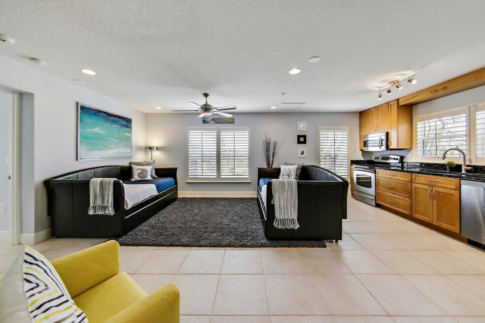 24 Central Ave unit ID1261610P, Palm Coast, FL 32137 - photo 1