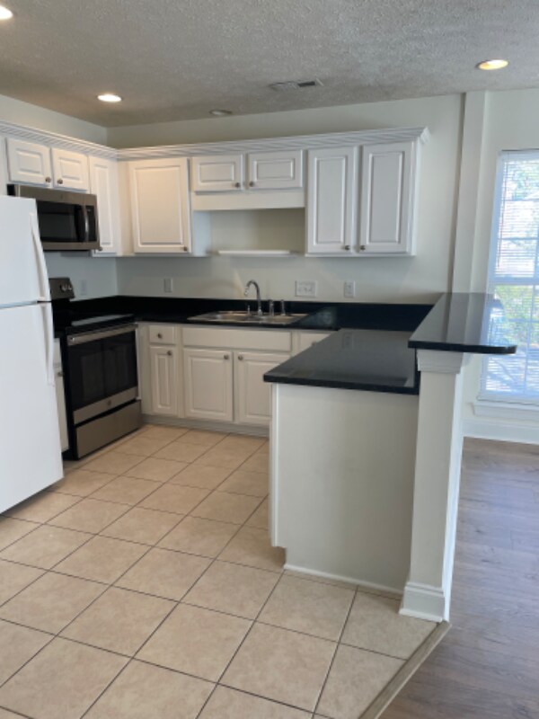 1016 Hickory Dr unit A, Surfside Beach, SC 29575 - photo 6