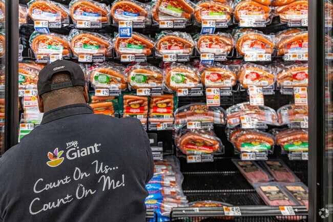 Giant is the go-to grocery store for Yale Heights locals to meet daily needs.
