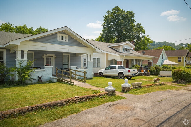 Front porches are common in Cedar Hills.