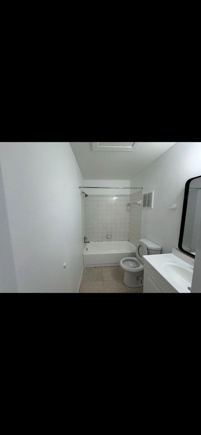 1333 NW 2nd Ave, Fort Lauderdale, FL 33311 - photo 3