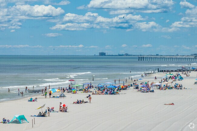 Enjoy those sunny summer days on the beach in Lower Chelsea.