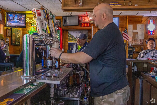 Saint Francis residents can swing by King Pins bar for a laid-back drink with friends in a casual, welcoming setting.