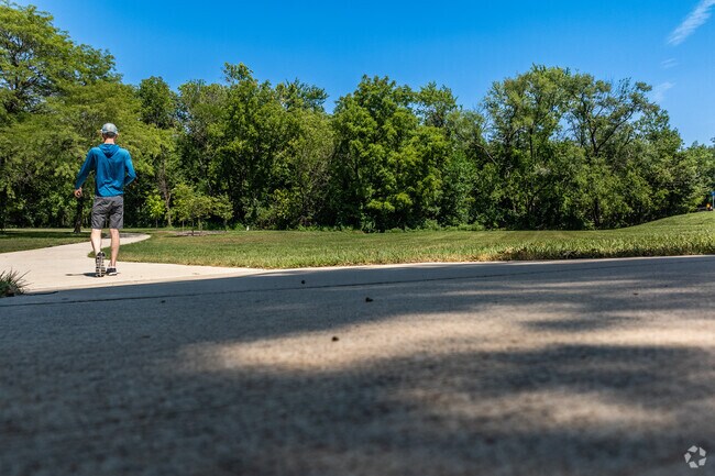 Naismith Valley Park has great pathed walking trails the whole family will enjoy.