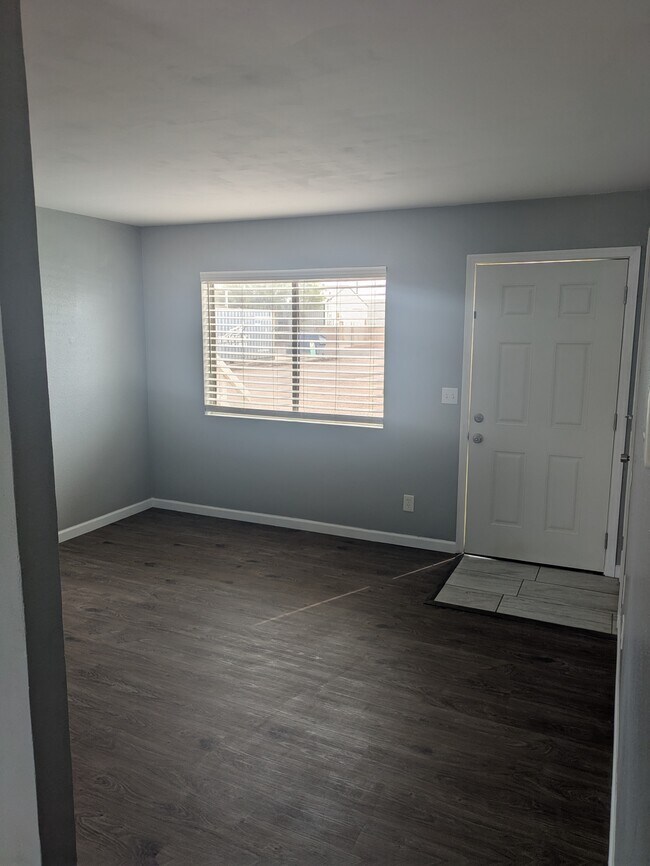 2155 S Apache Dr Unit 3, Apache Junction, AZ 85120