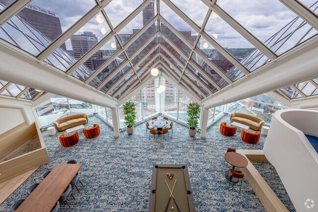 7 West 7th Apartments, Cincinnati, OH 45202 - photo 4