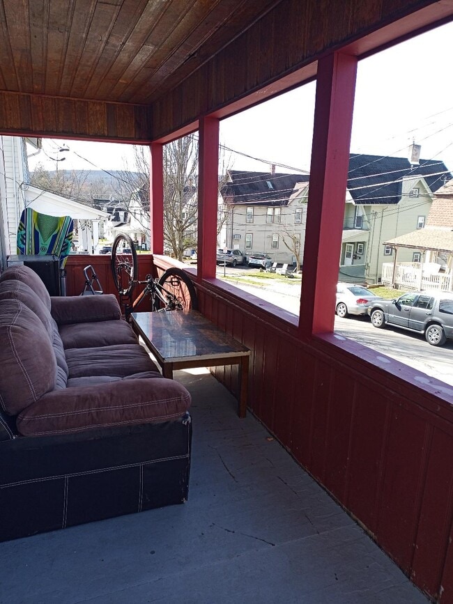 133 Linden Ave, Ithaca, NY 14850