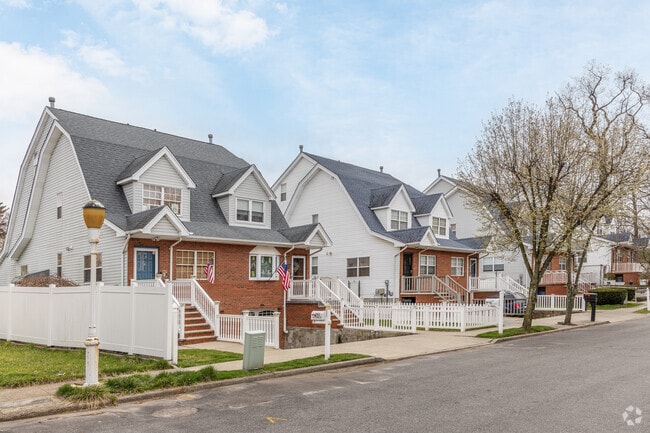 Semi-detached townhouses in Great Kills.