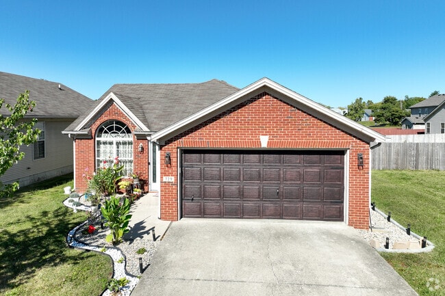 Winburn-Griffin Gate features a large selection of one-level homes built in the early 2000s.