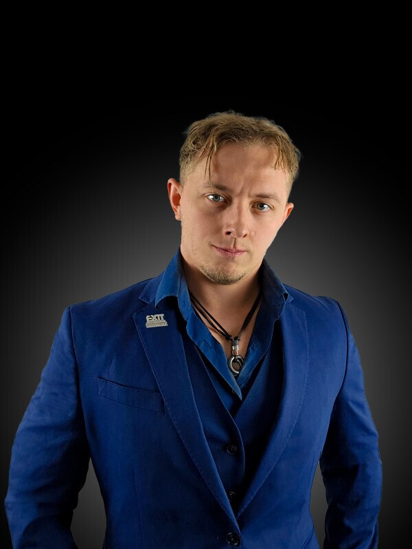 Agent Photo