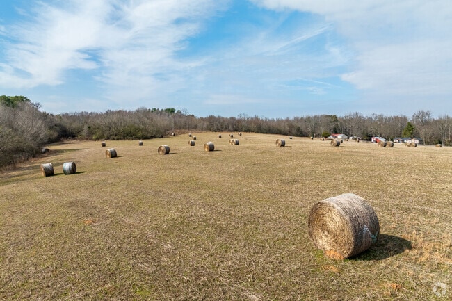 Lush, fertile farmland sits just beyond the bustling city of Jefferson, beckoning to those seeking a tranquil and idyllic pace of life away from the urban rush.