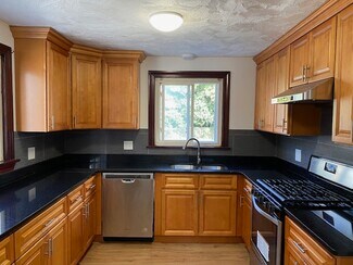 157 Beacon St Unit 1, Somerville, MA 02143