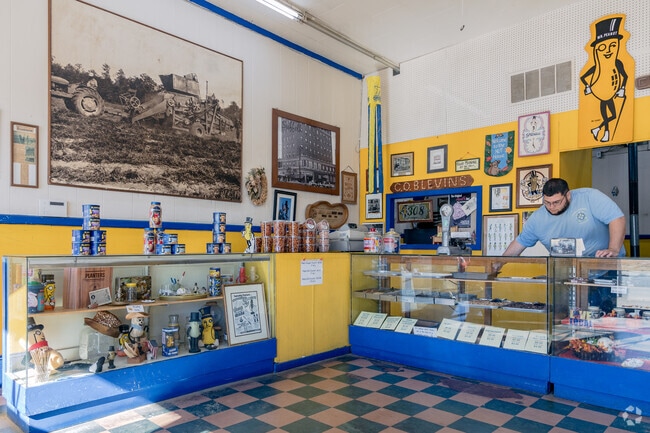 Peanuts are a big deal in Holy Neck with old-fashioned stores serving freshly roasted nuts.