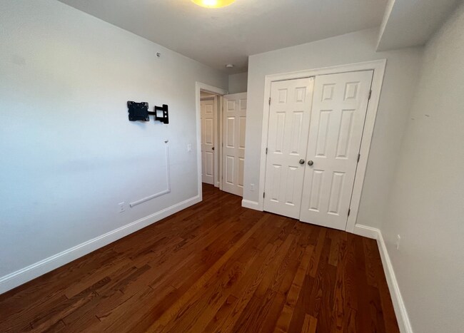 303 Maverick St unit 108 Maverick St 3, Boston, MA 02128 - photo 5
