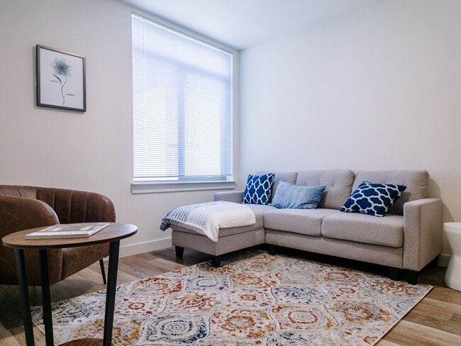 Experience Luxury Living at Bode 125: Modern Apartments with Top-Tier Amenities in Vibrant Seattle!, Seattle, WA 98125 - photo 4