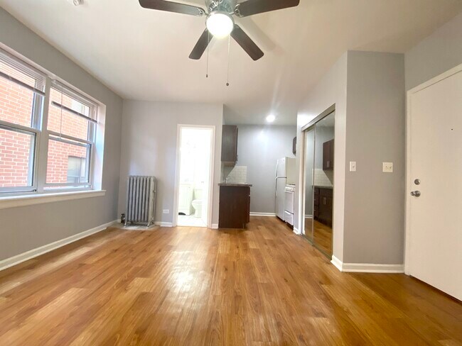 4241 N Kenmore Ave unit 105, Chicago, IL 60613 - photo 6