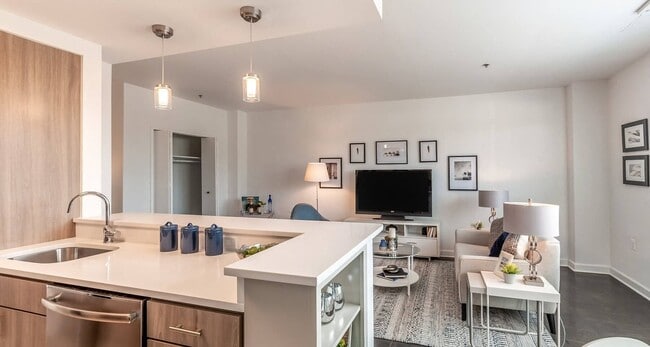 Dominion, Arlington, VA 22204 - photo 4