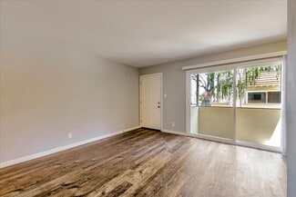 2217 Los Padres Blvd, Santa Clara, CA 95050