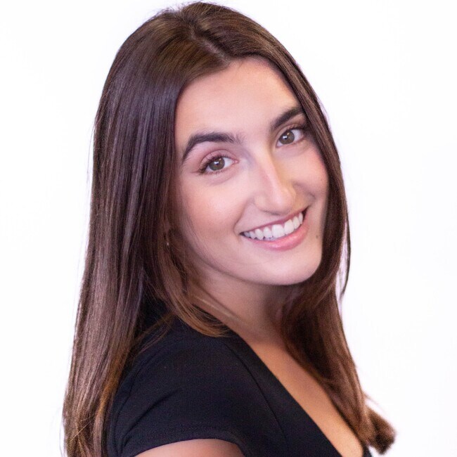 Ella Schucker Real Estate Agent in Surfside Beach, SC