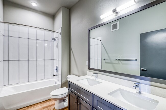 Los Altos, Aurora, CO 80011 - photo 7