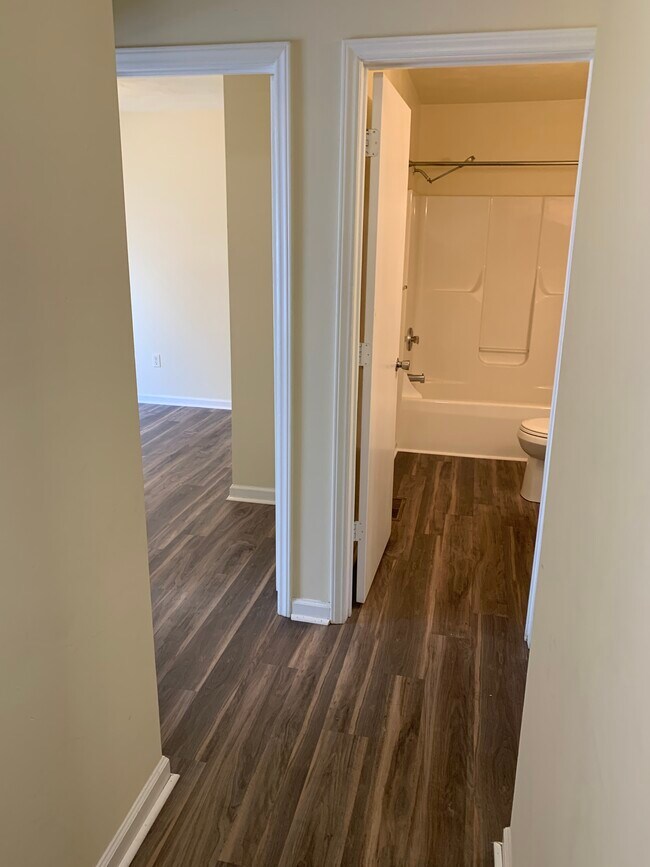 415 Laurence Ln, Blacksburg, VA 24060 - photo 7