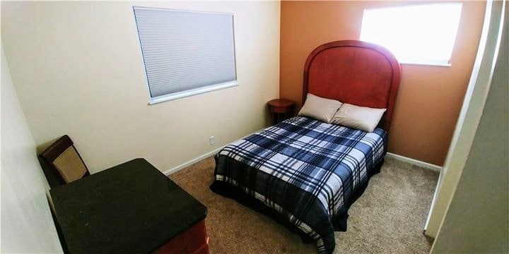 333 E 300 N unit Rooms for Rent, Centerville, UT 84014 - photo 1
