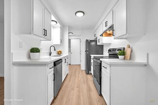 812-898 Lockhaven Dr NE, Salem, OR 97303