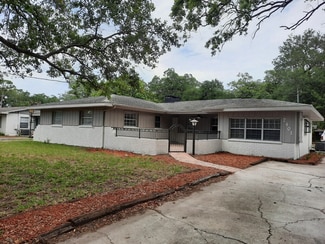 2401 53rd Ave W, Bradenton, FL 34207
