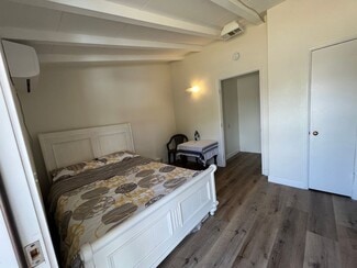 924 N Fairview St, Anaheim, CA 92801