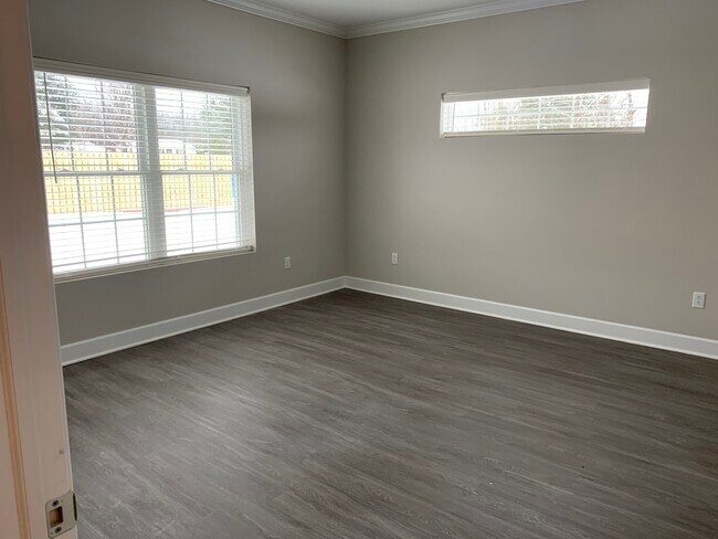 1779 Como Park Blvd unit 6, Depew, NY 14043 - photo 6