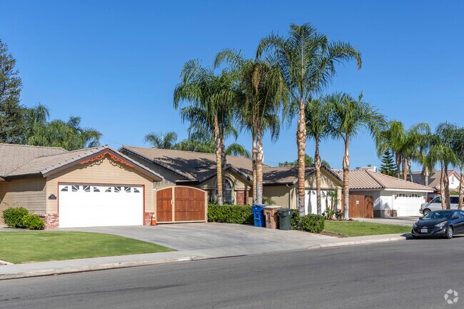 Ranch style homes are the typical home style in Calloway Country.